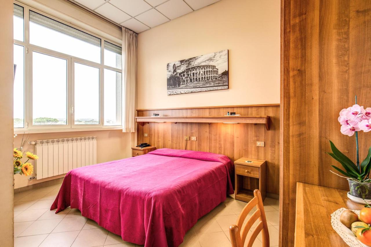 Domus Urbis Hotel Рим Екстериор снимка